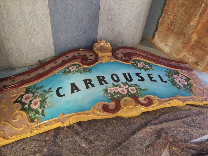 “Carrousel” sign restored