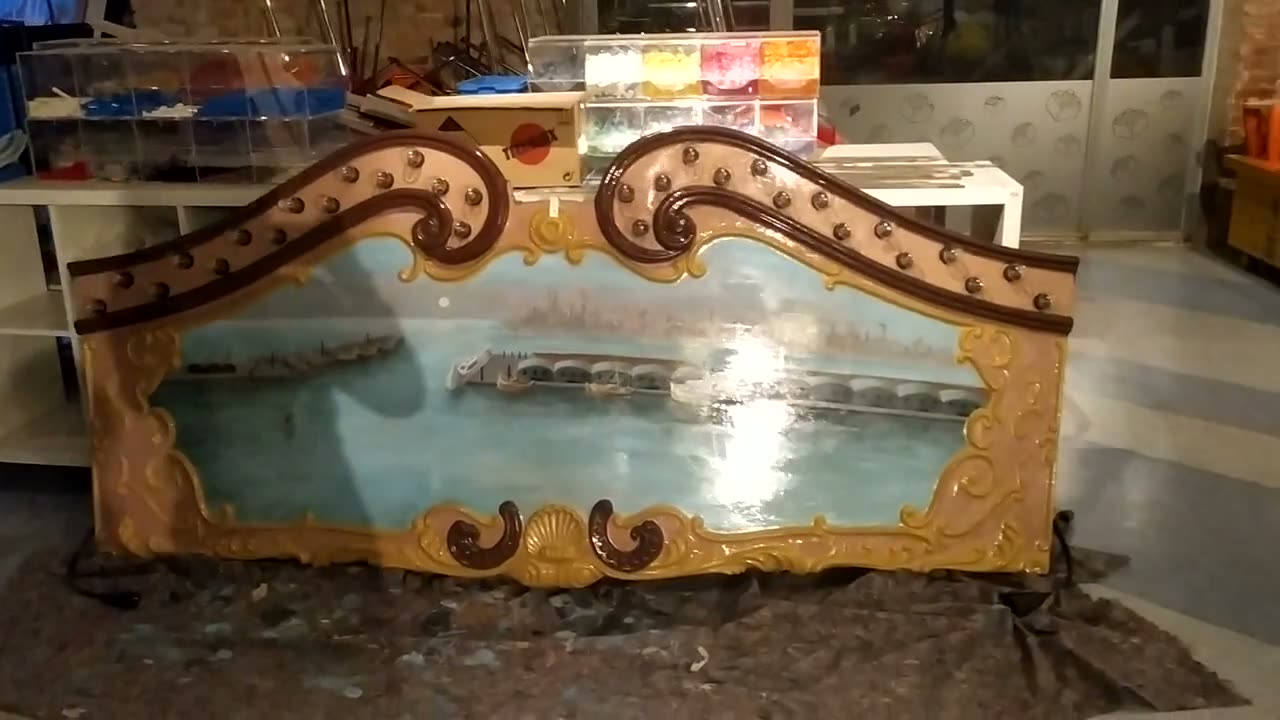 “Carrousel” sign